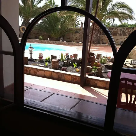 Lidia Lanzarote * Mácher